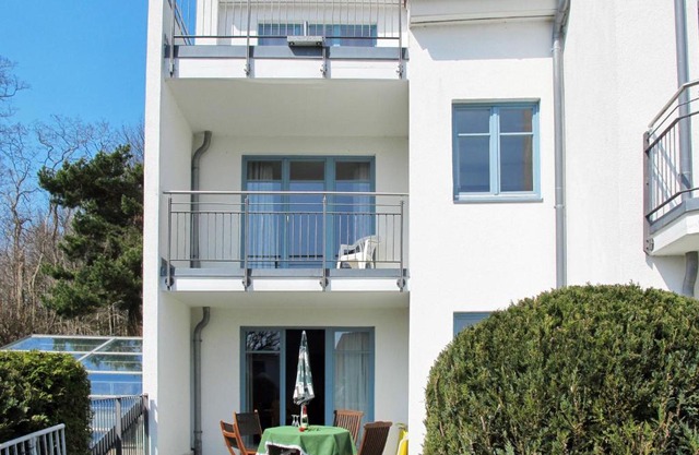 Apartment Bellevue-1 by Interhome