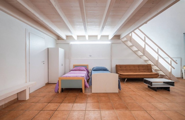 Apartment 'Biancolino' with Wi-Fi and Air Conditioning