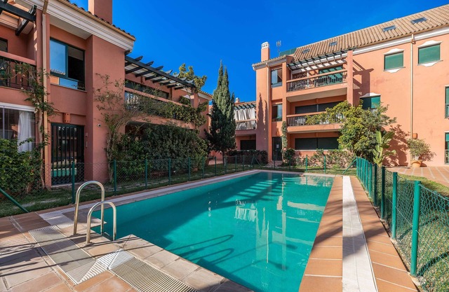 Apartment 'Cabopino, Cerca De Todo' with Shared Pool, Wi-Fi and Air Conditioning