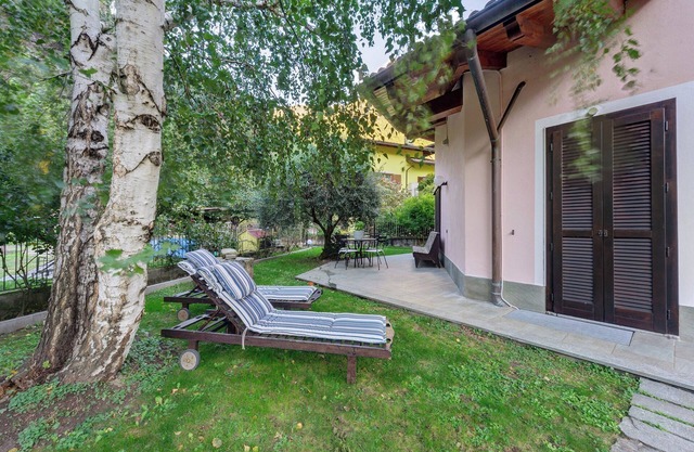 Apartment 'Casa Vacanze Villatanya - Cir 0014' with Mountain View, Shared Garden and Wi-Fi