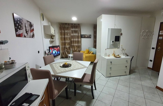 Apartment complete with kitchen in downtown