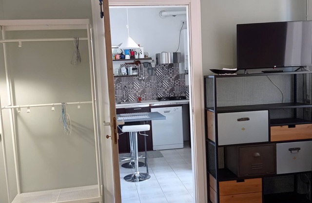Apartment 'Dori 2' with Wi-Fi and Air Conditioning