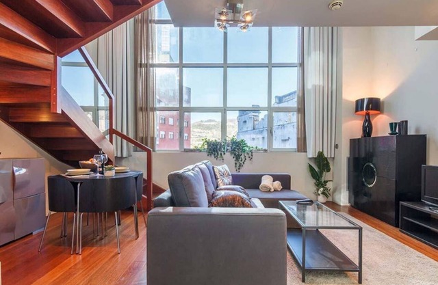 Apartment DUPLEX ISOZAKI-GUGGENHEIM