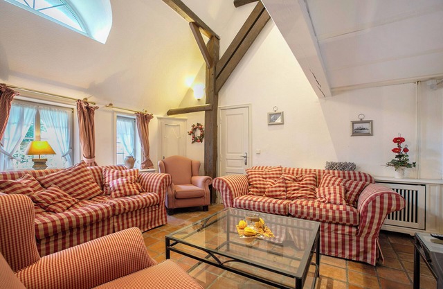 Apartment 'Friesenhaus' with Shared Garden and Wi-Fi