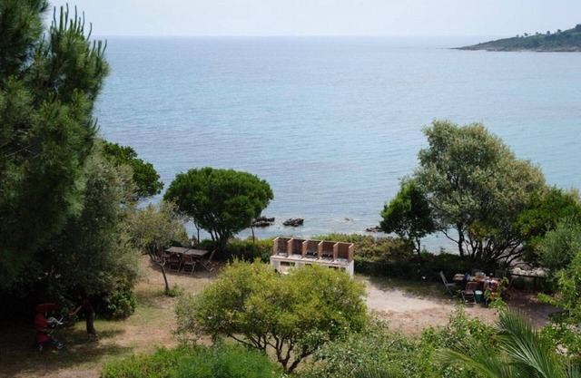 Apartment for 4 people, 1st floor, without sea view, direct access to the beach