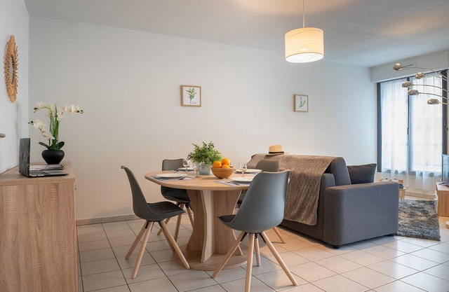 Apartment Functional Parking Balcony