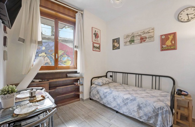 Apartment 'Il Gattino Di Torino Monolocale' with Wi-Fi and Air Conditioning
