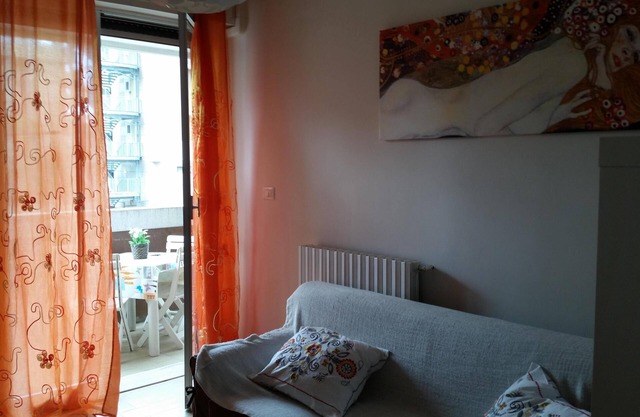 Apartment in a residence near the sea