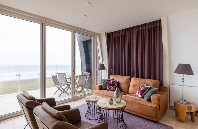 Apartment in Egmond with Sea Views