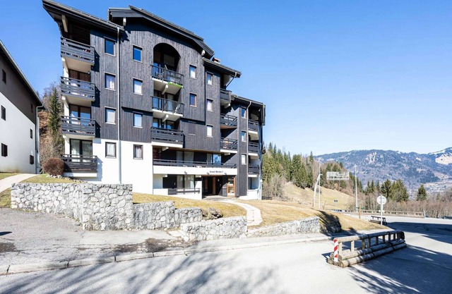 Apartment in France with Stunning Mountain Views