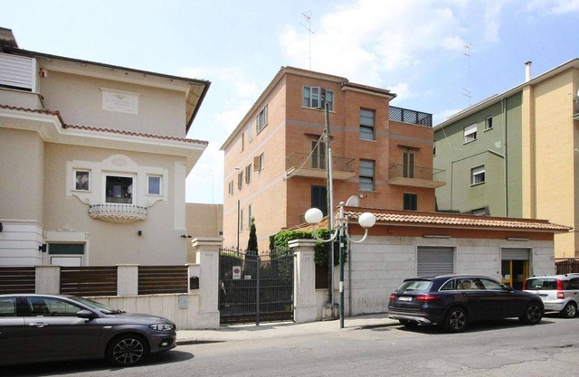 Apartment in Ladispoli near Tyrrhenian Sea