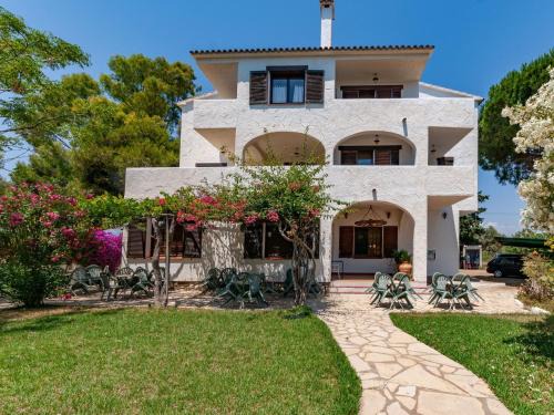 Apartment in Mont-roig near Sea Beach