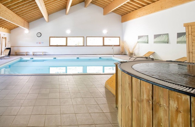 Apartment in Orelle with Pool & Sauna Access