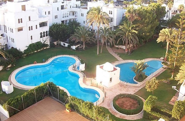 Apartment in Roquetas near the Beach