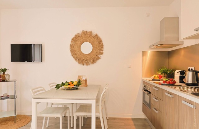 Apartment in small residence on Marana, near beach