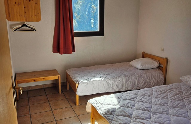 Apartment "Les deux têtes" for 17 People, 5min walk from the funicular