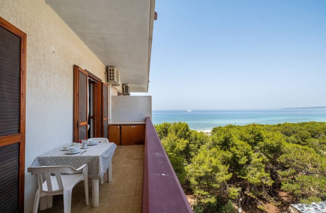 Apartment 'Le Dune Vista Mare' with Sea View, Balcony and Air Conditioning