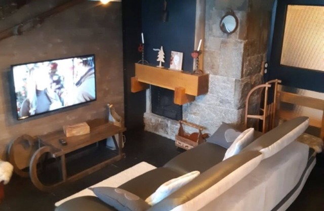 Apartment 'Le Petit Coin De Montagne' with Mountain View, Private Terrace and Wi-Fi