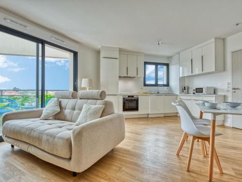 Apartment Le Rooftop-2 by Interhome