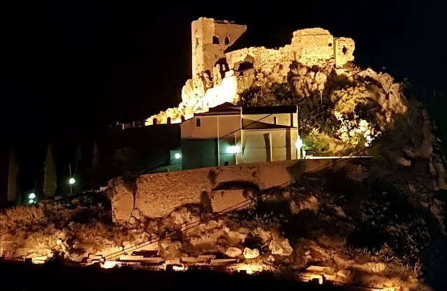 Apartment 'Luque Un Pueblo Con Encanto' with Balcony, Wi-Fi and Air Conditioning