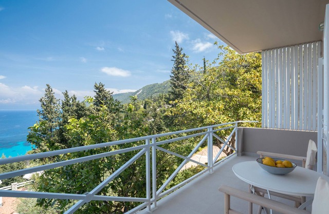 Apartment 'Myrto Homes Agios Nikitas Lefkada 2' with Sea View, Wi-Fi and Air Conditioning