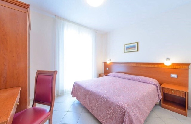 APARTMENT N. 4, WITH BALCONY SEA VIEW, AIR-CONDITIONED AND PARK