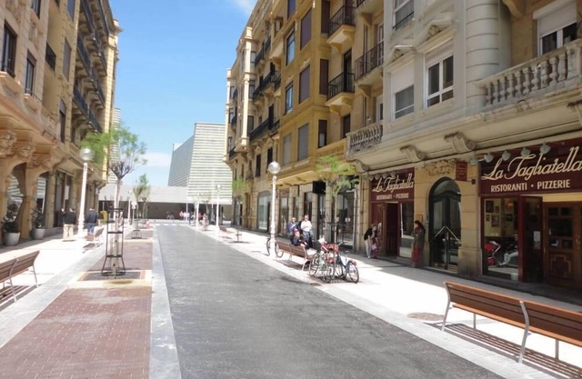 Apartment near Gros beach, ESS00033