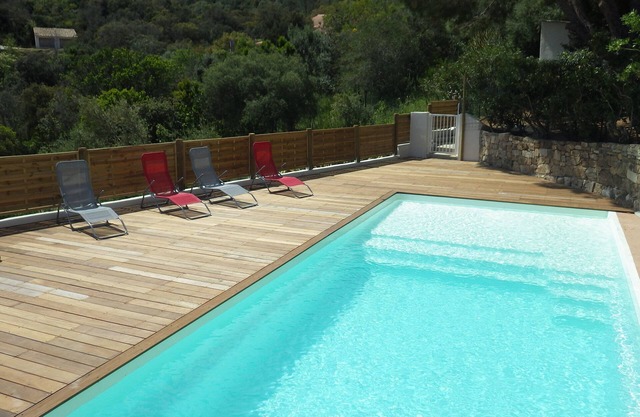 Apartment no. 2 for 4 people, barbecue terrace, shared swimming pool
