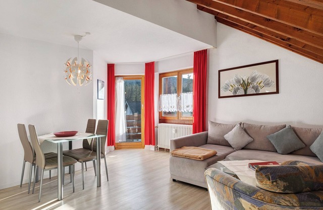 Apartment 'Nr 12' with Balcony and Wi-Fi