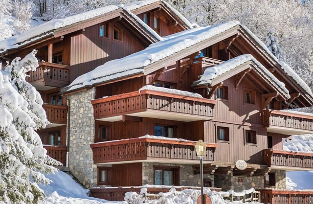 Apartment Perdrix 4 - Two Bedroom Villa, Sleeps 4