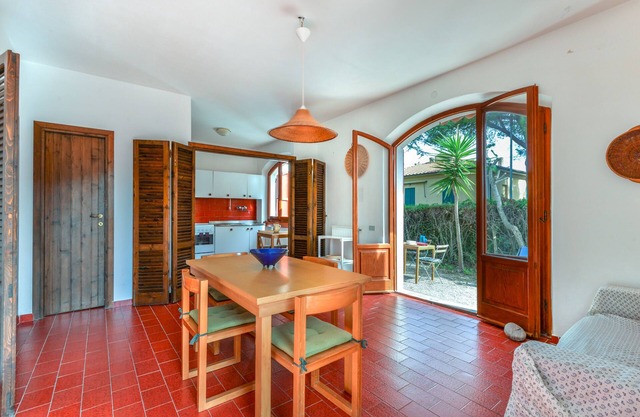 Apartment 'Salita Bellavista Home' with Sea View, Private Garden and Wi-Fi