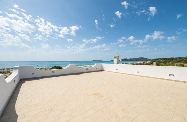 Apartment 'Simius 2' with Private Terrace and Air Conditioning