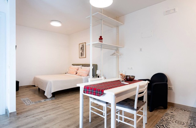 Apartment 'Spine Bianche' with Wi-Fi and Air Conditioning