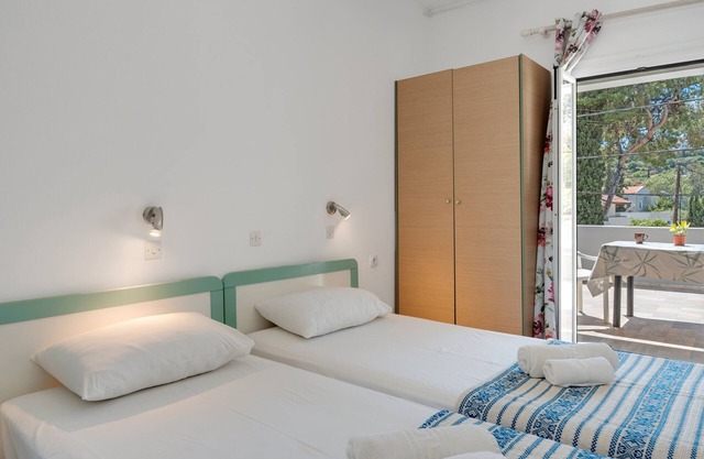 Apartment 'Studio 3' with Mountain View, Wi-Fi and Air Conditioning