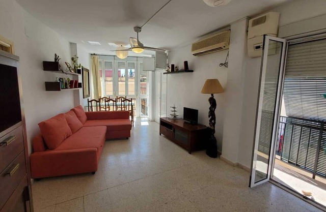 Apartment 'Sunny Alameda' with Balcony, Wi-Fi and Air Conditioning