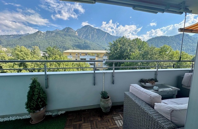 Apartment 'The View 2' with Mountain View, Balcony and Wi-Fi