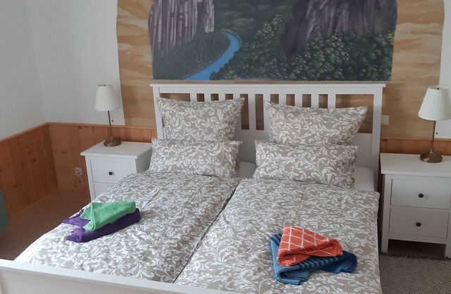Apartment 'Tor zur Sächsischen Schweiz' with Mountain View, Private Terrace and Wi-Fi