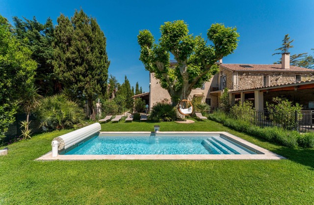 Apartment 'Valentin' with Shared Pool, Wi-Fi and Air Conditioning