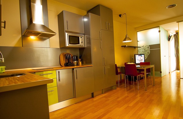Apartment with 1 double bed, 2 single beds and kitchen