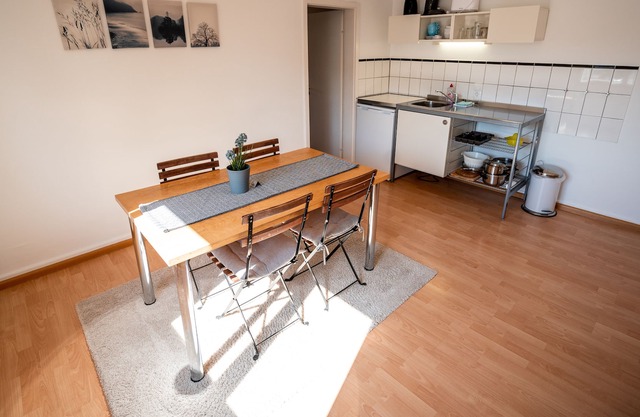 Apartment with 2 bedrooms and access to shared bathroom facilities