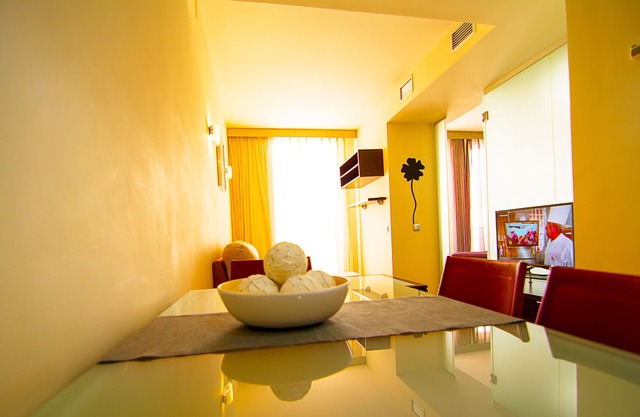 Apartment with double bed and kitchen