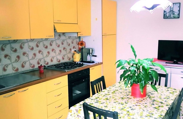 Apartment with garden, by the sea, beach included