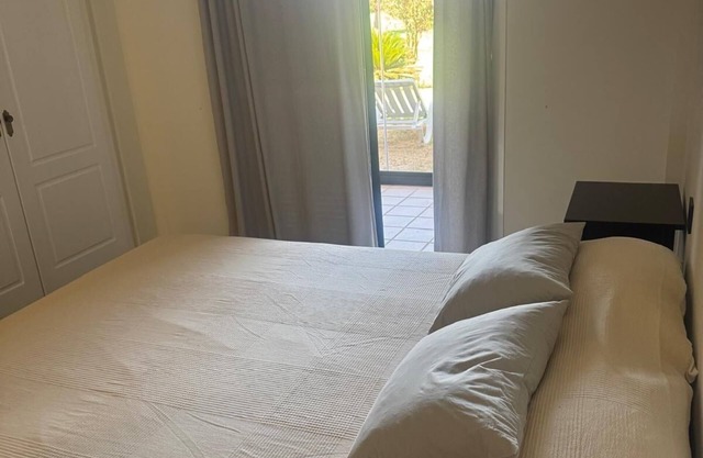 Apartment with garden in Costa ballena, urbanization torre salado II