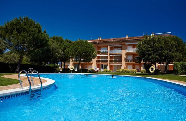 Apartment with garden & pool - 800 m Pals beach (SG2 3H AC 219)