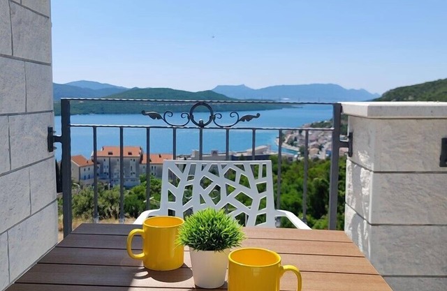 Apartment with Sea and Nature view