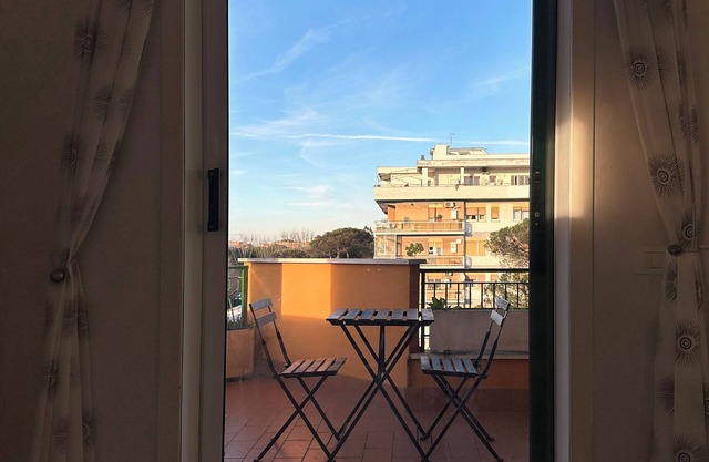 Apartment with terrace, close to the beach and the historic center of Ostia.