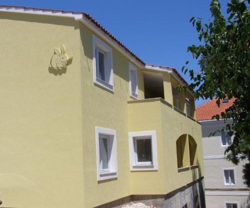 Apartment Zana