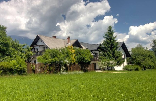 Apartment Zubčič by Interhome