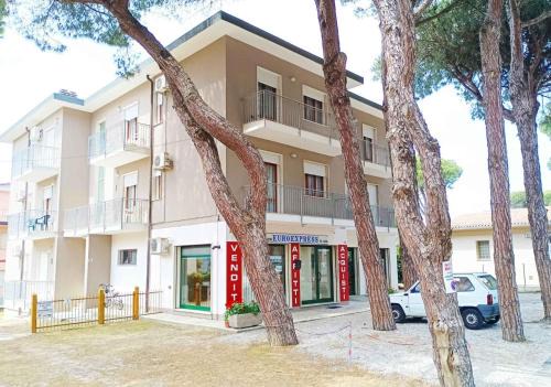 Apartments in Rosolina Mare 24930