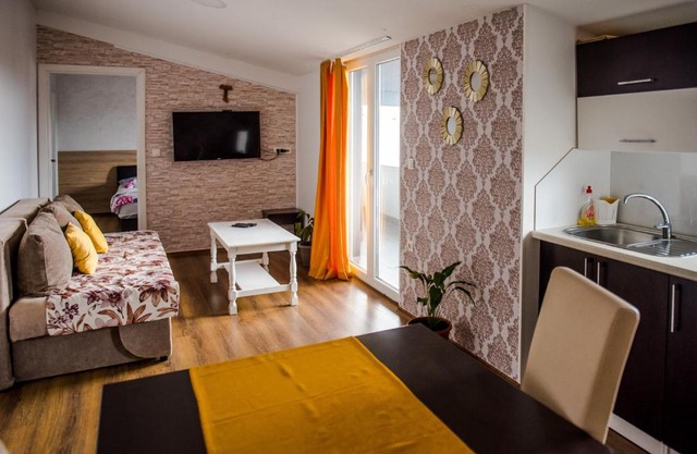 Apartments Joja